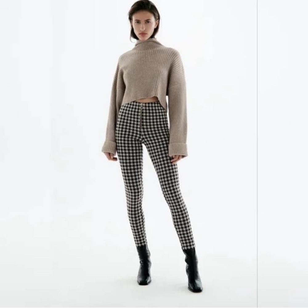 ZARA | Black/White Gingham Leggings